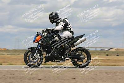 media/Apr-26-2024-TrackDaz (Fri) [[c4b677d280]]/B Group/120pm (Wheelie Bump)/